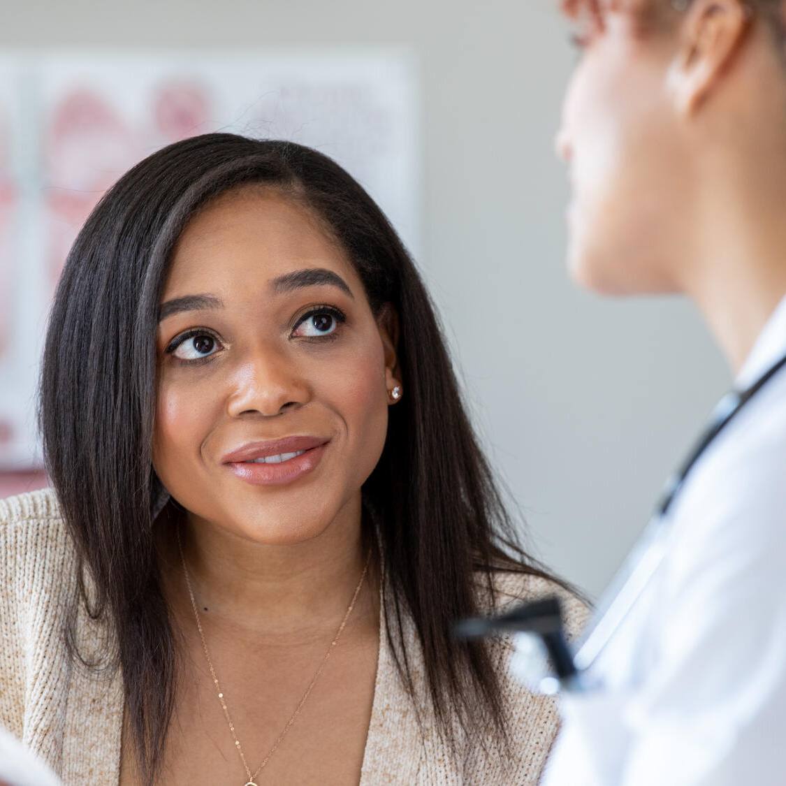 مؤشر حيوي جيني جديد يرصد الأورام الدماغية الشرسة featured image