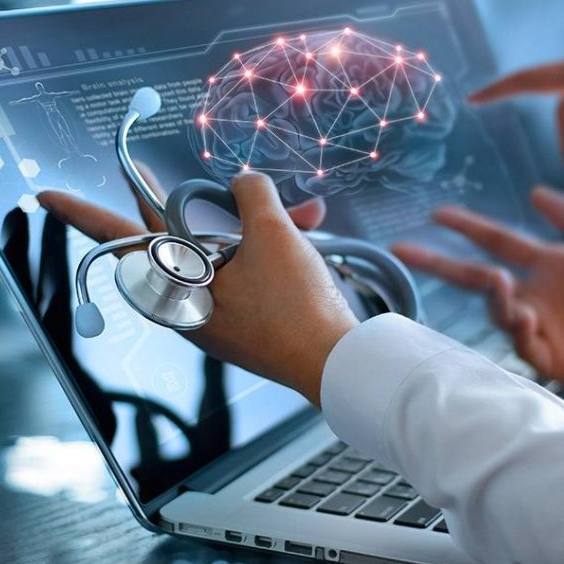 Estudo da Mayo Clinic mostra que a IA pode revelar riscos relacionados a tumores cerebrais sem a necessidade de testes genéticos de alto custo featured image