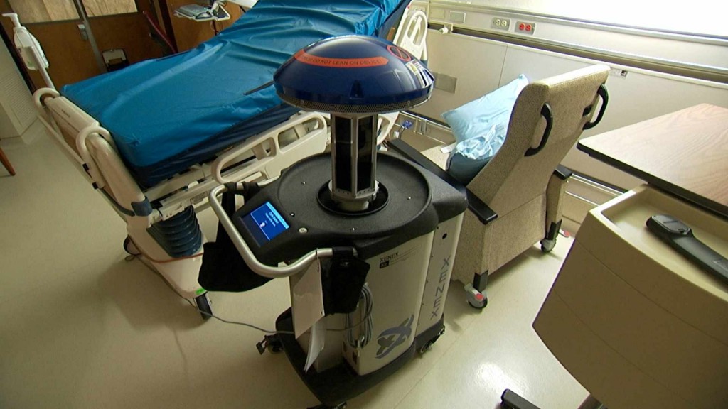 UV disinfection robot device in hospital room