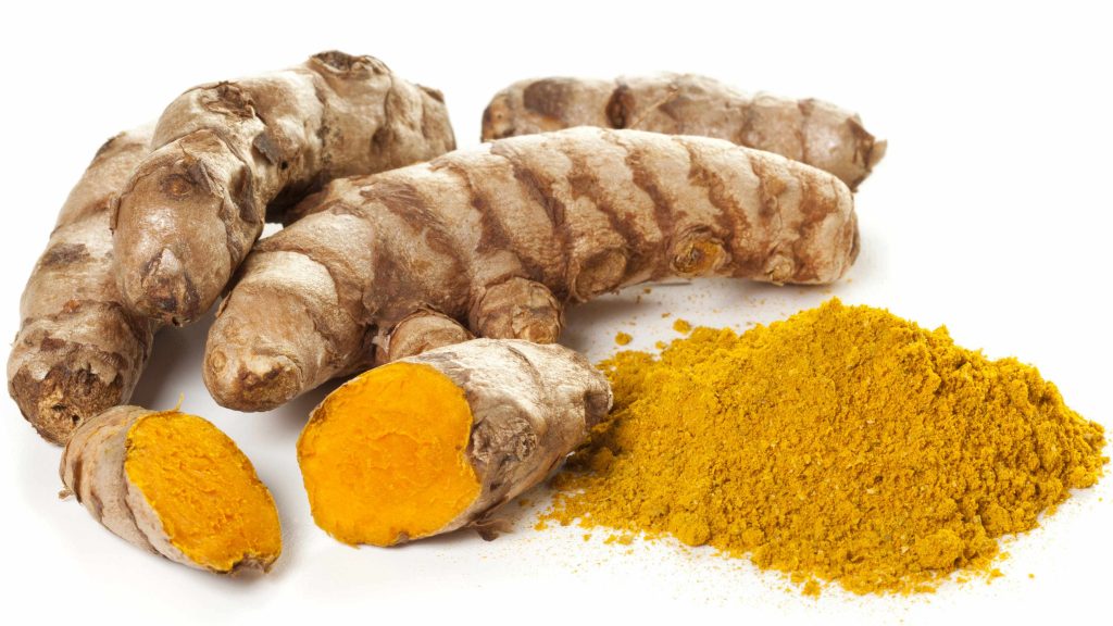 ground turmeric and whole turmeric roots