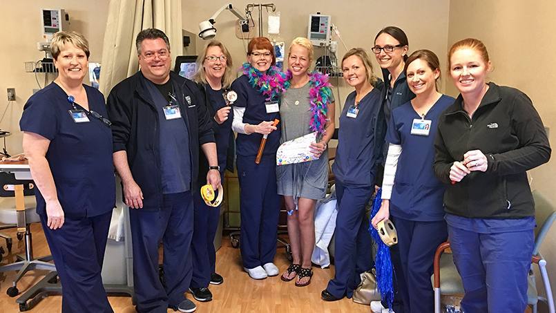 patient Elizabeth Vines with her Mayo care team