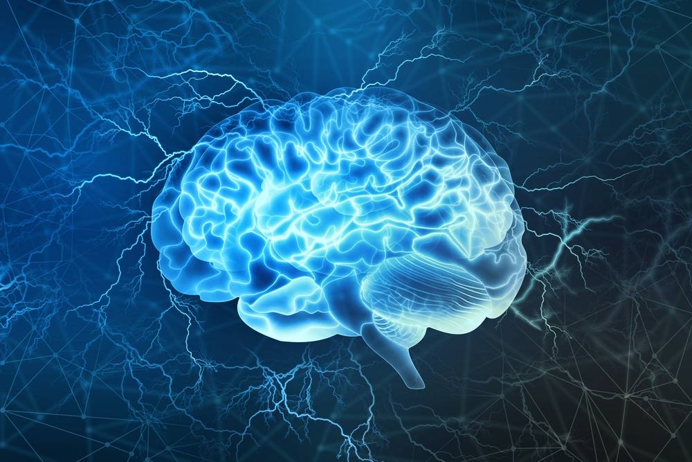 Ilustración digital de un cerebro humano con actividad eléctrica en el trasfondo