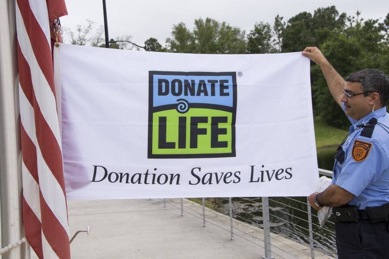 donate life flag