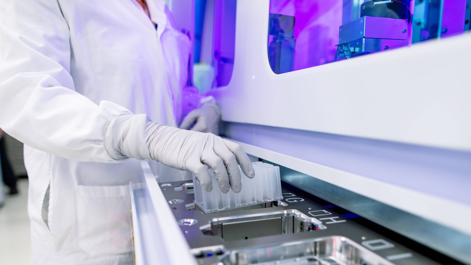 Mayo Clinic Q&A podcast Mayo Clinic Laboratories delivers during COVID19 Mayo Clinic News
