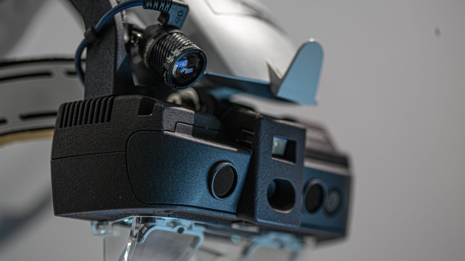 Orthopedic surgeons have another tool for knee replacement augmented