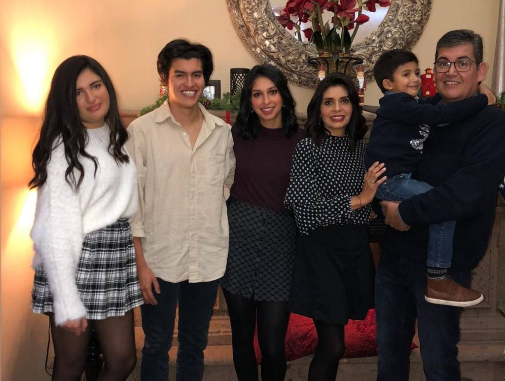 Alejandro Mirazo (right) with his family