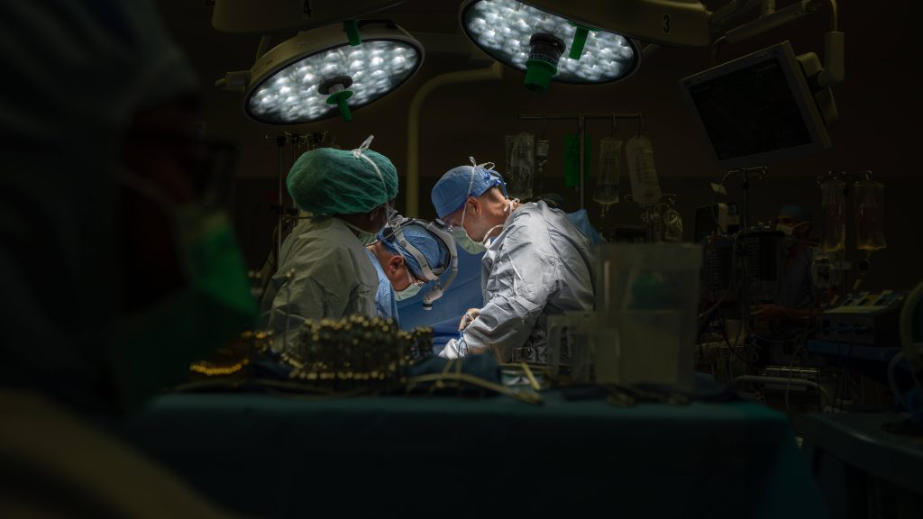 Operating room staff perform the 4000th liver transplant on the Mayo Clinic in Florida campus.