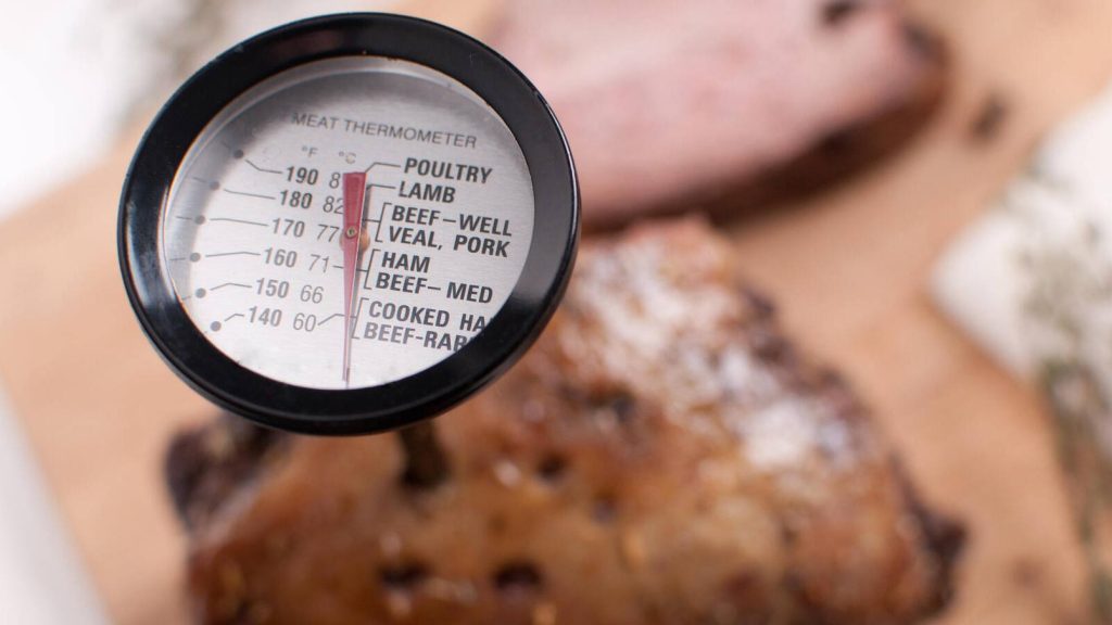 meat thermometer, showing safe temperatures for food