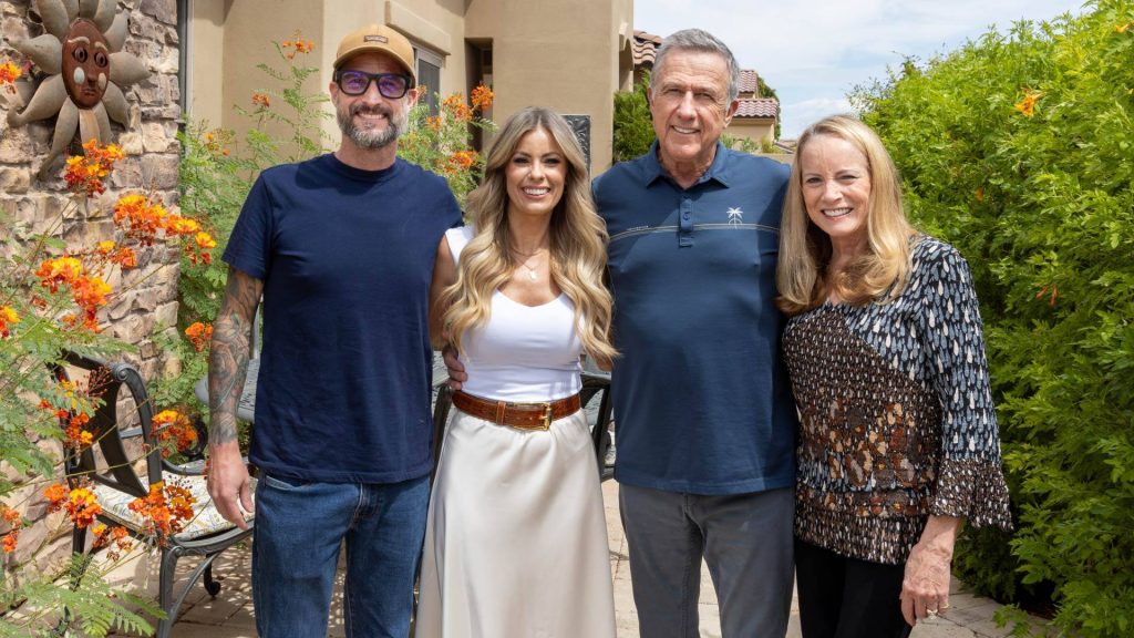 The Harris family gather for a photo. Joe Harris recieved a kidney from his daughter-in-law, Brooke.