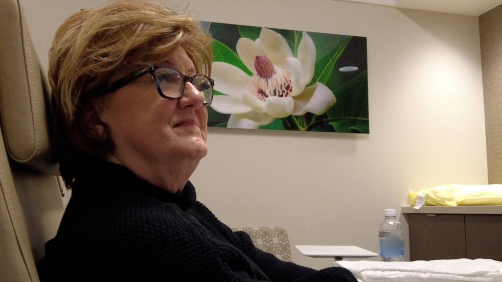 Judge Audrey Moran, Duval county, Florida, receives treatment for breast cancer