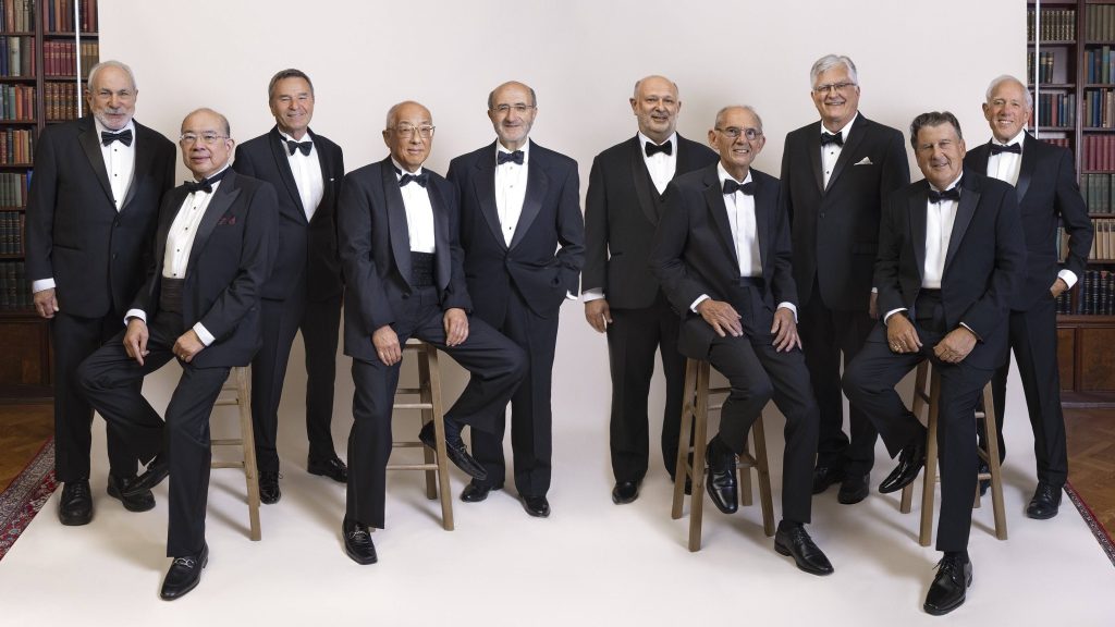 Ten Mayo Clinic alumni have been honored with 2025 Mayo Clinic Distinguished Alumni Awards. Group shot.