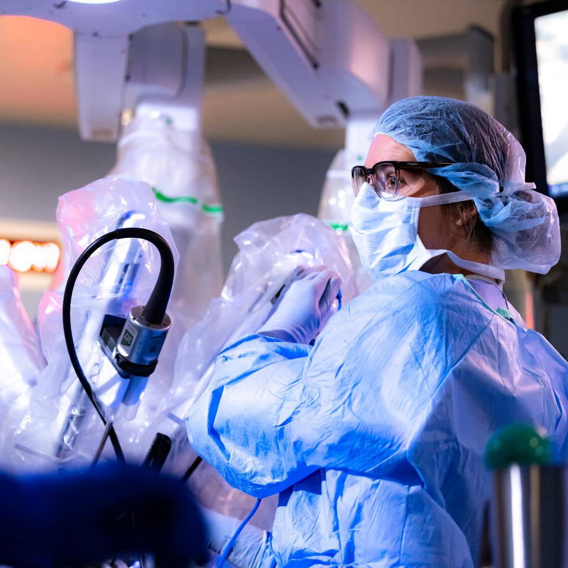 Mayo Clinic offers newly FDA-approved robotic nipple-sparing mastectomy surgery featured image