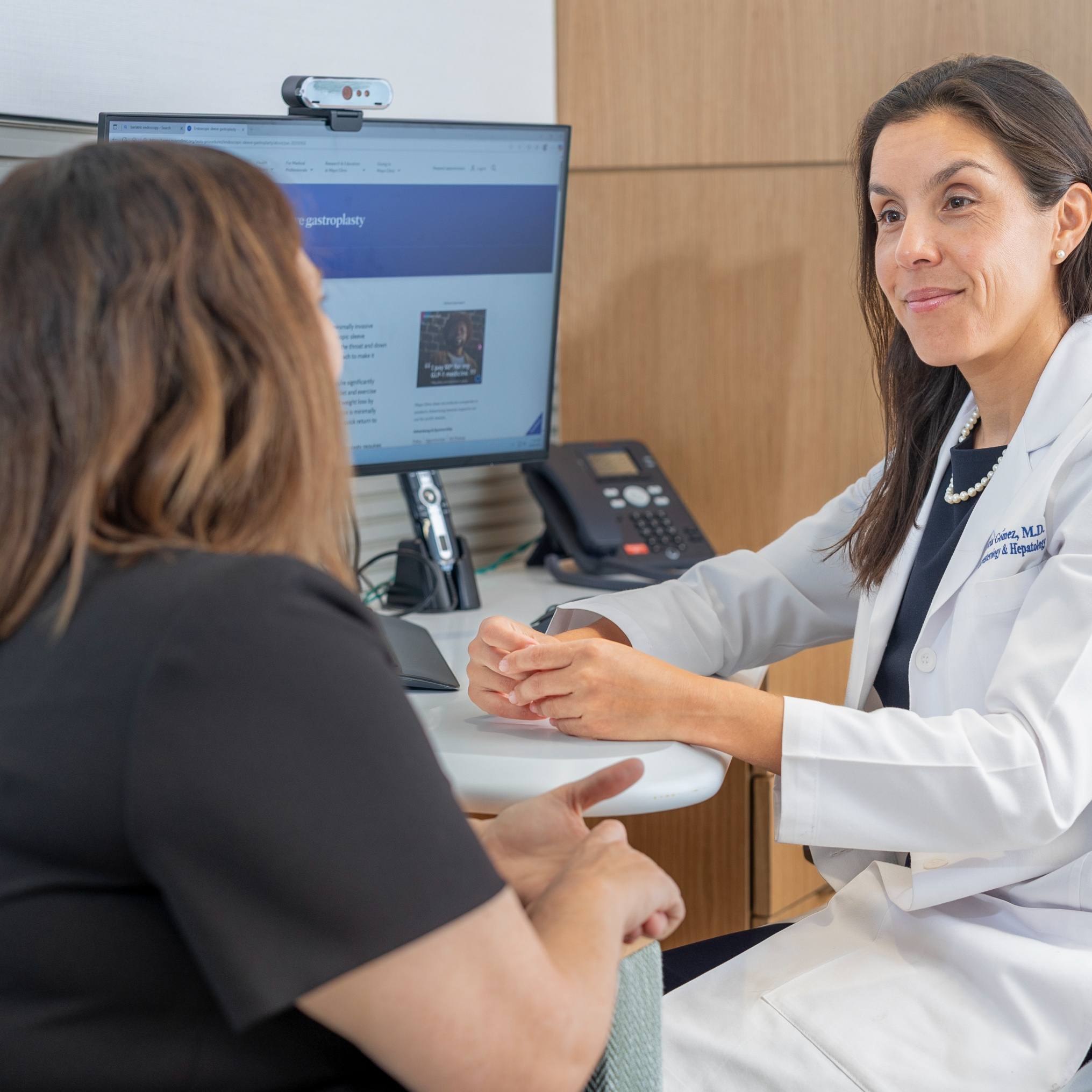 Mayo Clinic study finds bariatric surgery associated with greater long-term heart risk reduction than weight-loss medications  featured image