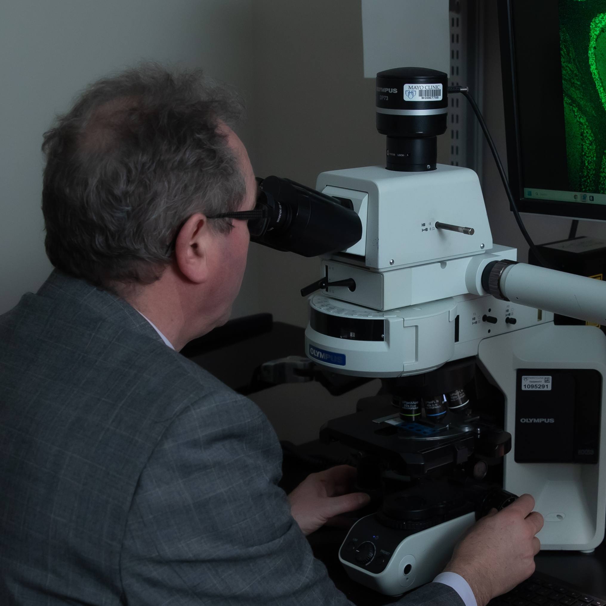 Using technology to treat Parkinson’s: Inside neurodegenerative movement disorders (VIDEO) featured image
