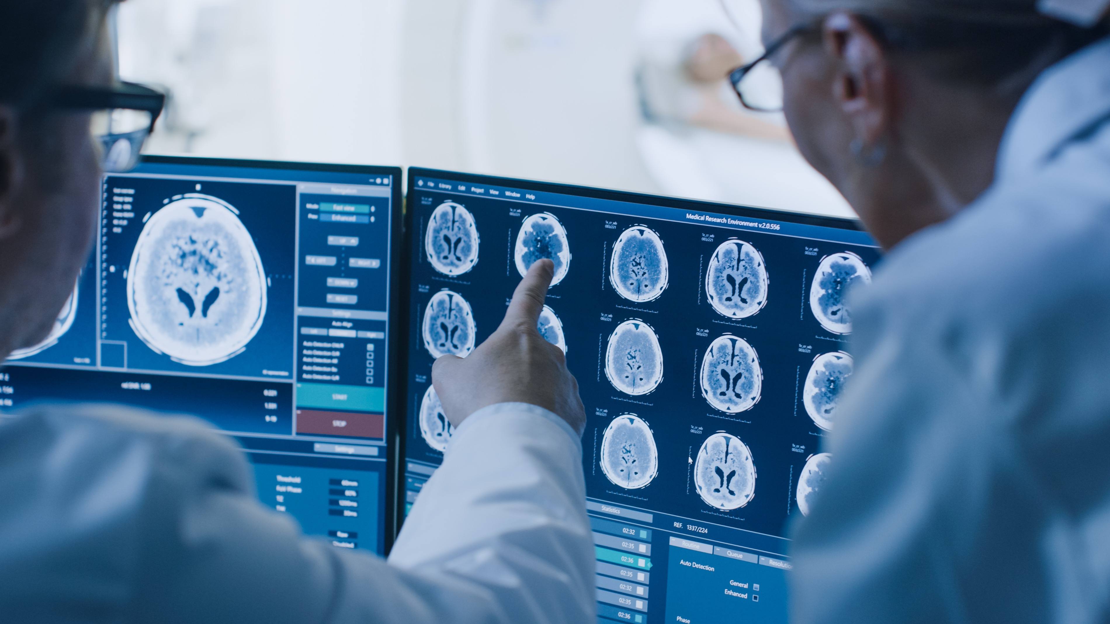 Mayo Clinic experimental dual-drug nanotherapy crosses the blood-brain barrier and improved survival in preclinical glioblastoma models featured image