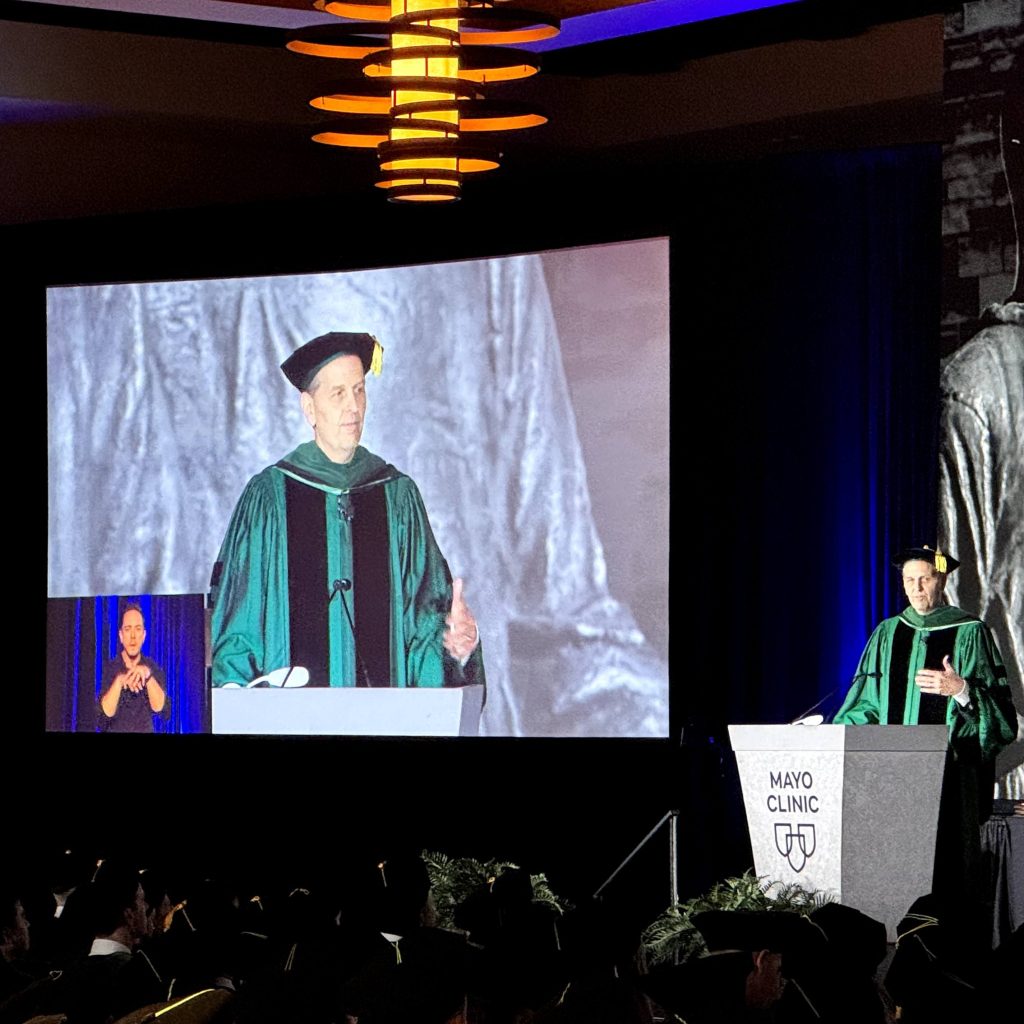 AZ commencement Alix School of Medicine, 2026