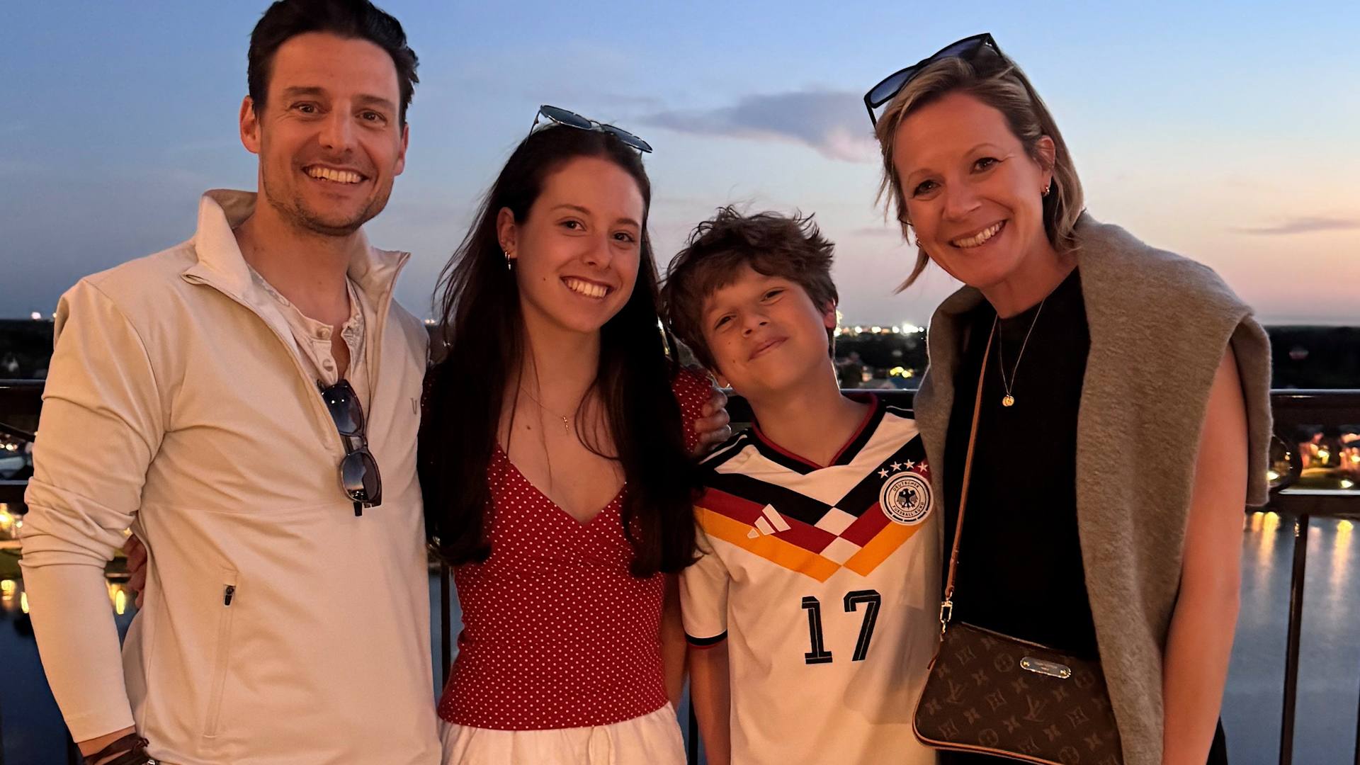 A mom’s MS diagnosis led to treatment that put the disease on pause (VIDEO) featured image