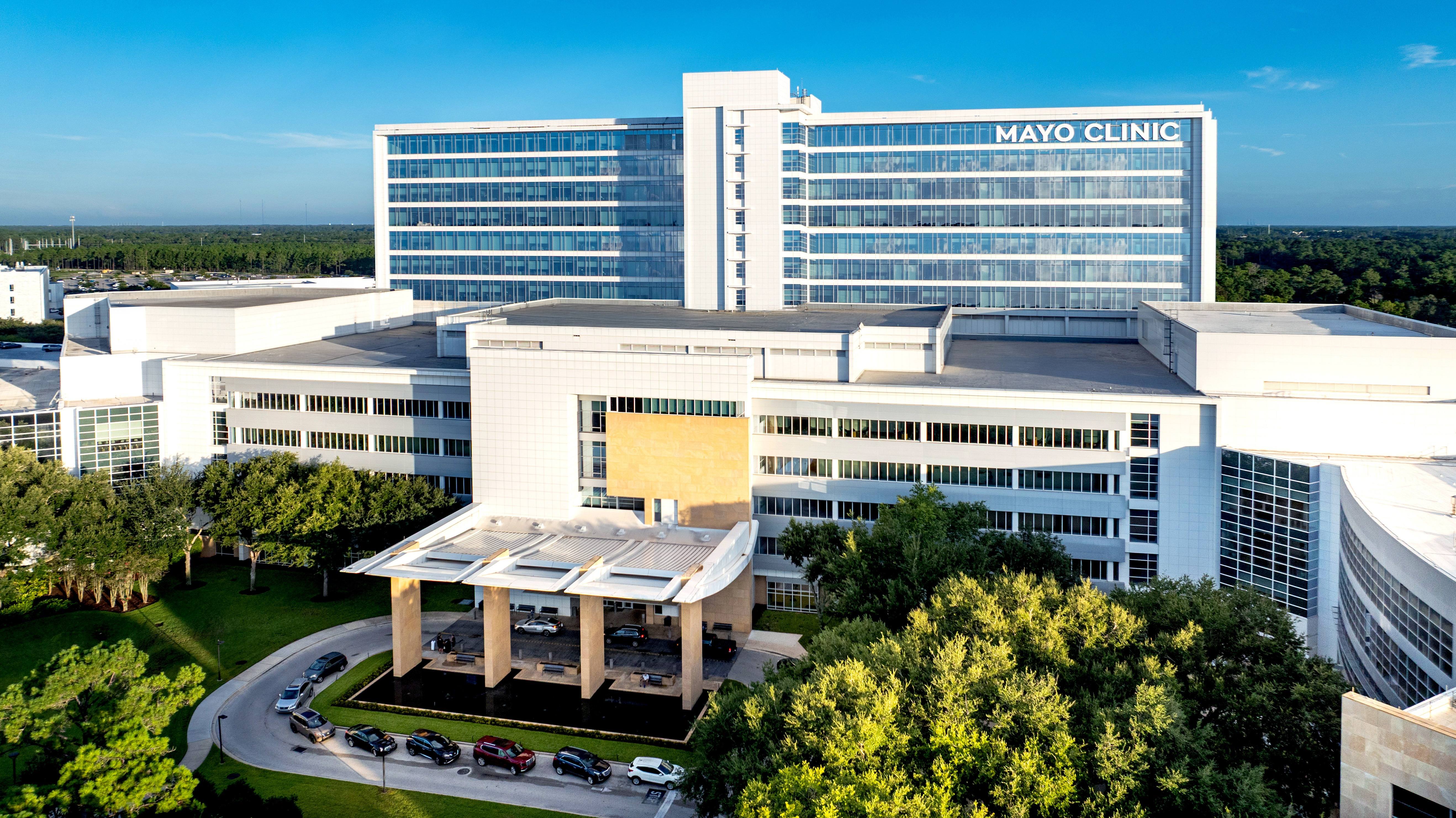 Paula and Randy Ringhaver give $75 million to Mayo Clinic in Florida featured image