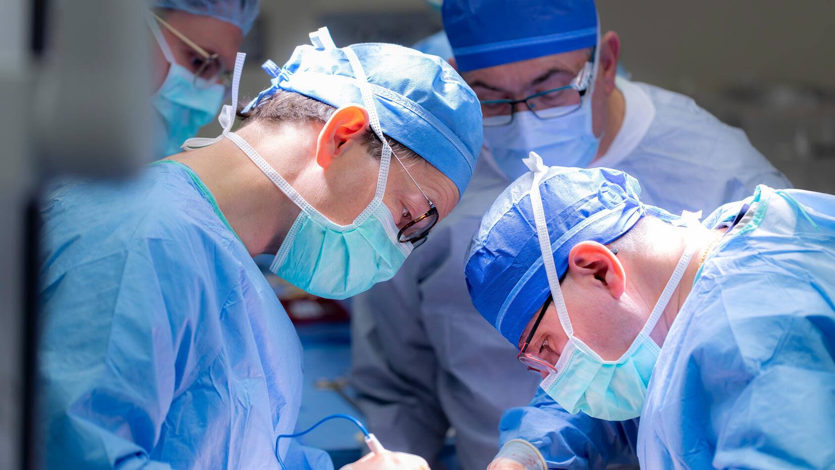 Mayo Clinic study finds common drug may help prevent life-threatening liver failure after surgery featured image