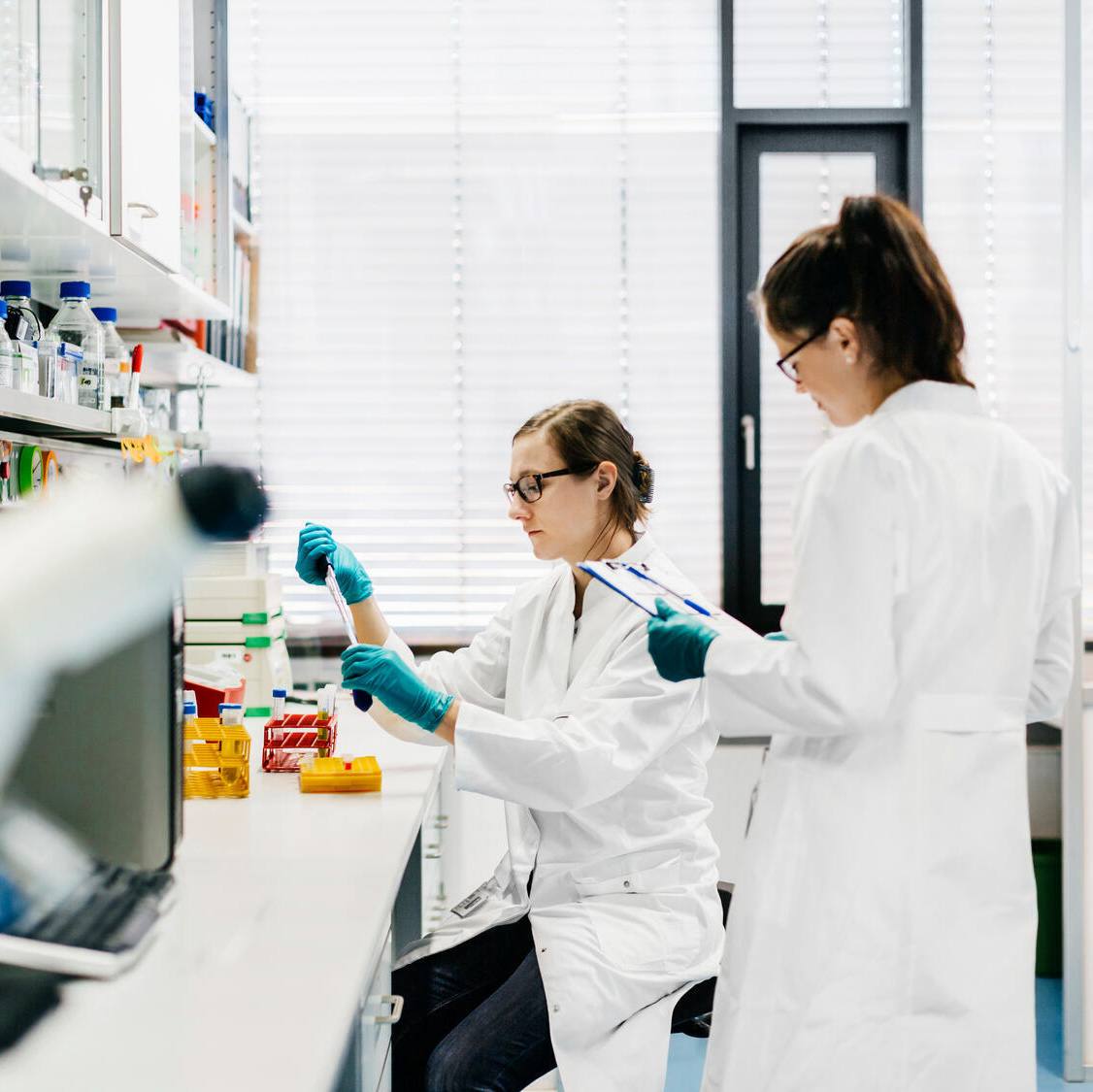 First-in-class small molecule inhibitor designed with AI support shows promise against pancreatic cancer in preclinical studies featured image