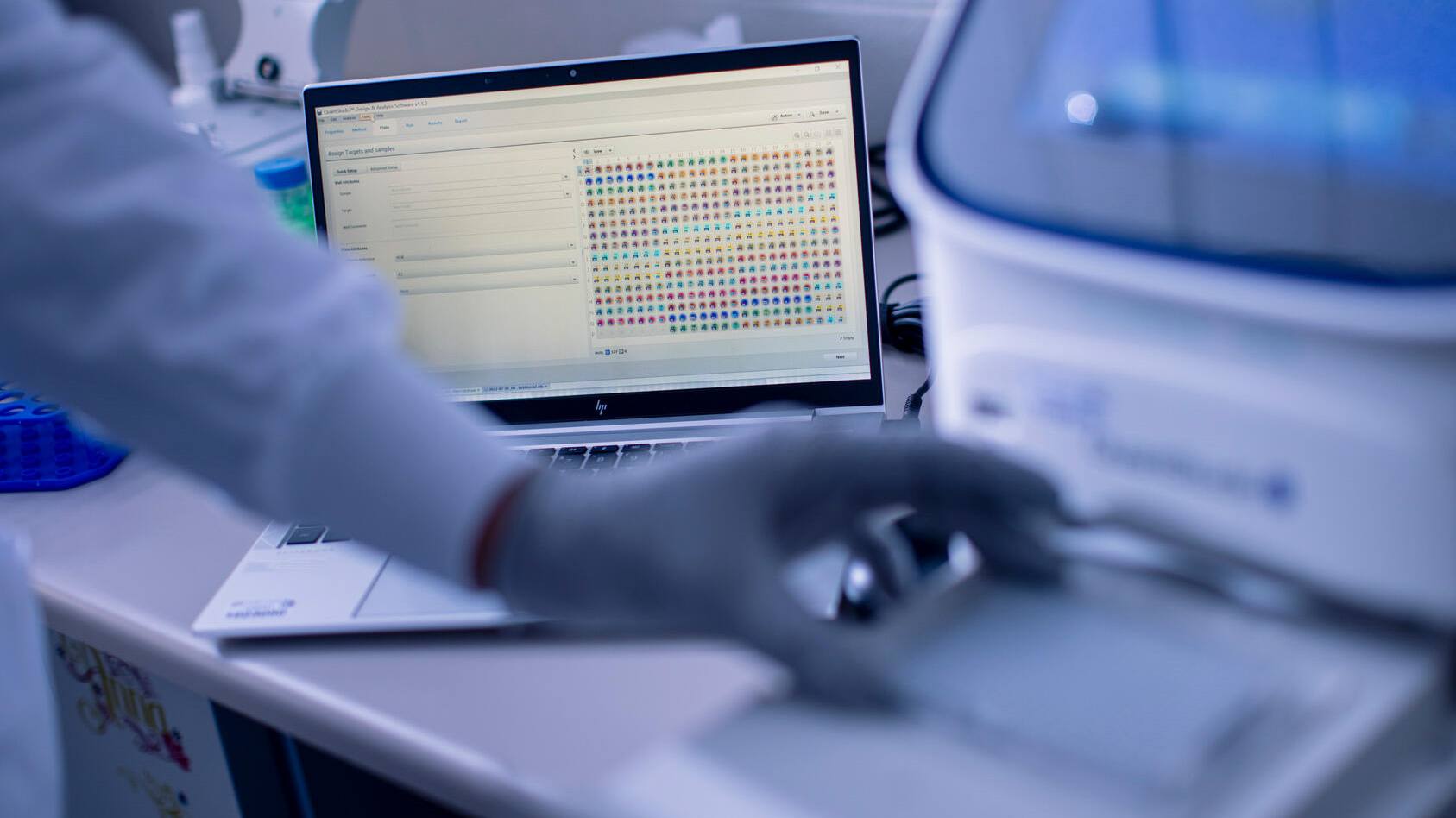 Mayo Clinic researchers find a way to reprogram immune cells and boost chemotherapy response in glioblastoma featured image