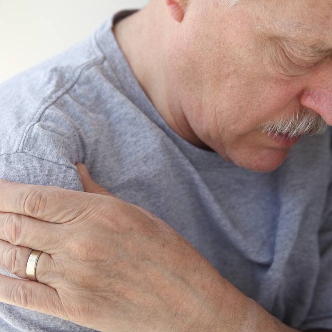 Mayo Clinic Q&A: How are rotator cuff tears treated? featured image