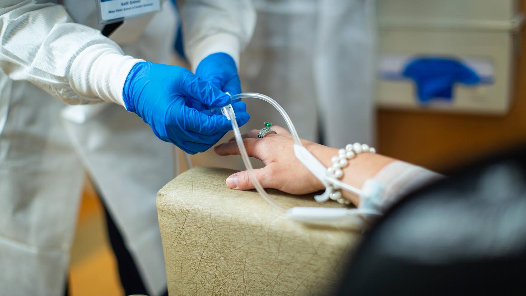FDA approves immunotherapy regimen studied by Mayo Clinic for stage 3 colon cancer featured image
