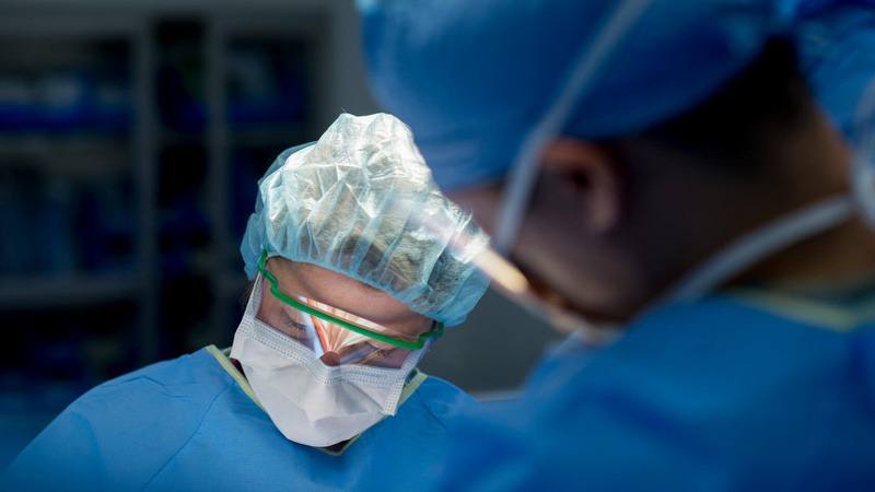 Preguntas y Respuestas de Mayo Clinic: Cómo decidir qué cirugía de cáncer de mama es la adecuada para usted featured image